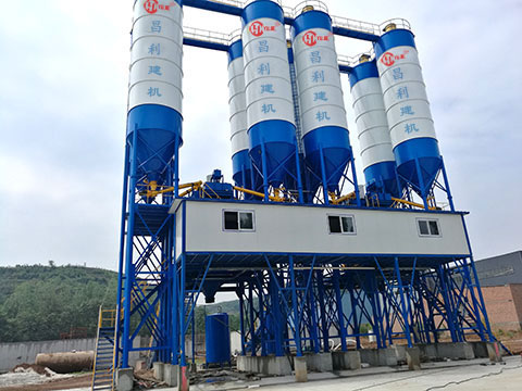 混凝土攪拌站：現(xiàn)代建筑業(yè)的基石